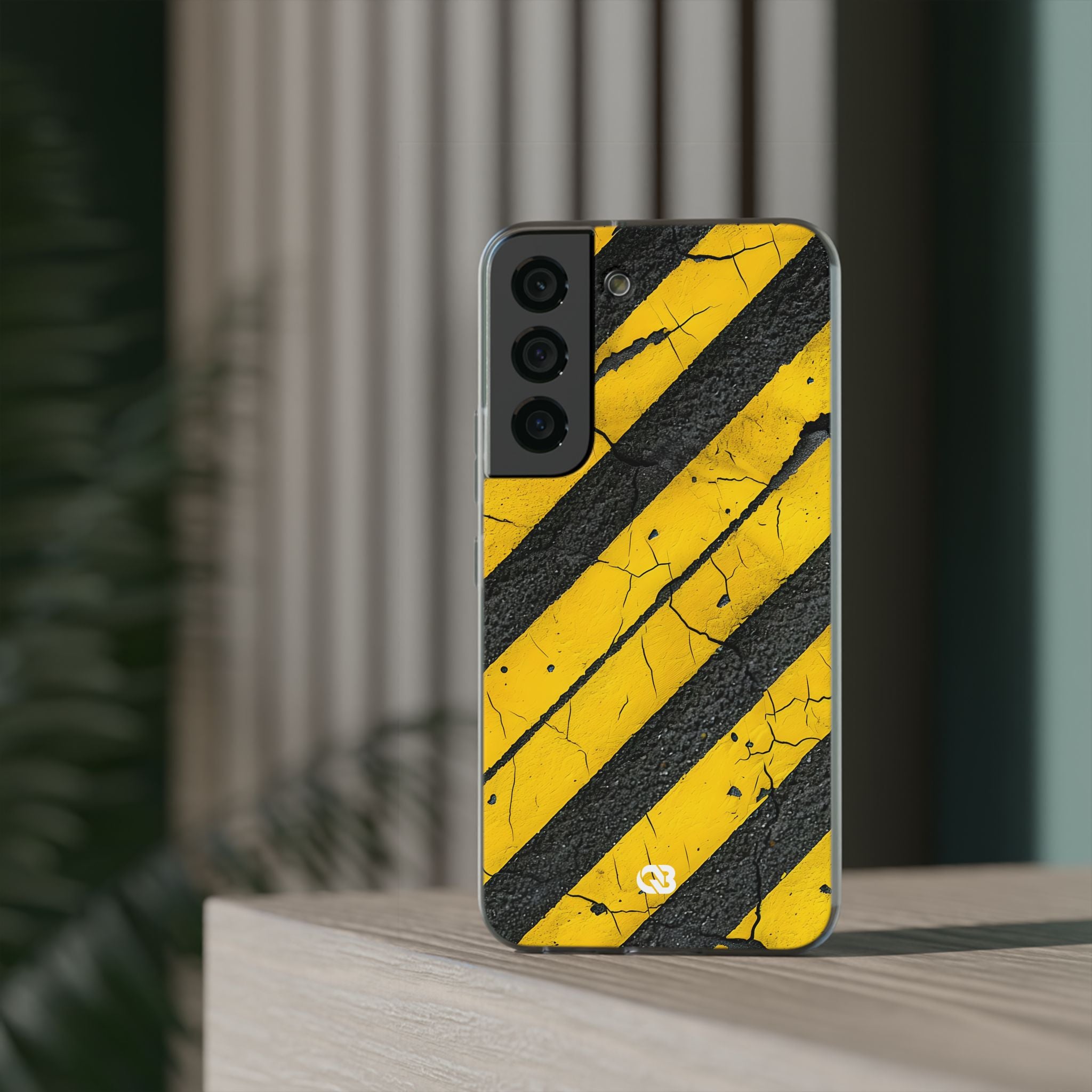 Cracked Hazard Stripes · Soft Handyhülle für Samsung