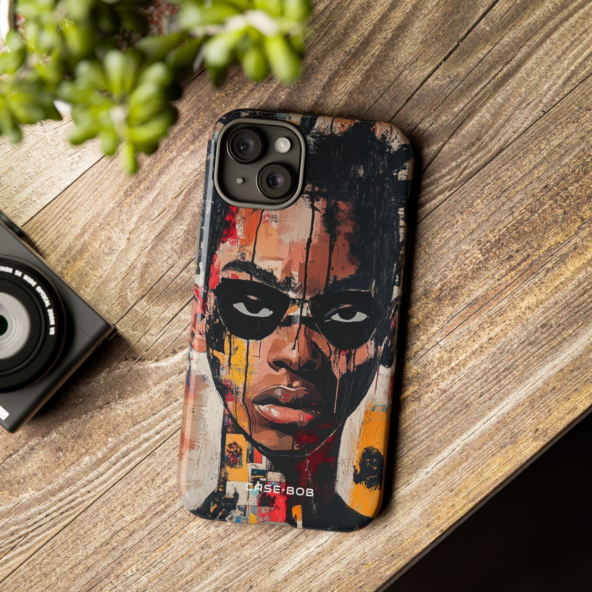Maskerad porträtt droppar iPhone 15 Plus skal - Tough