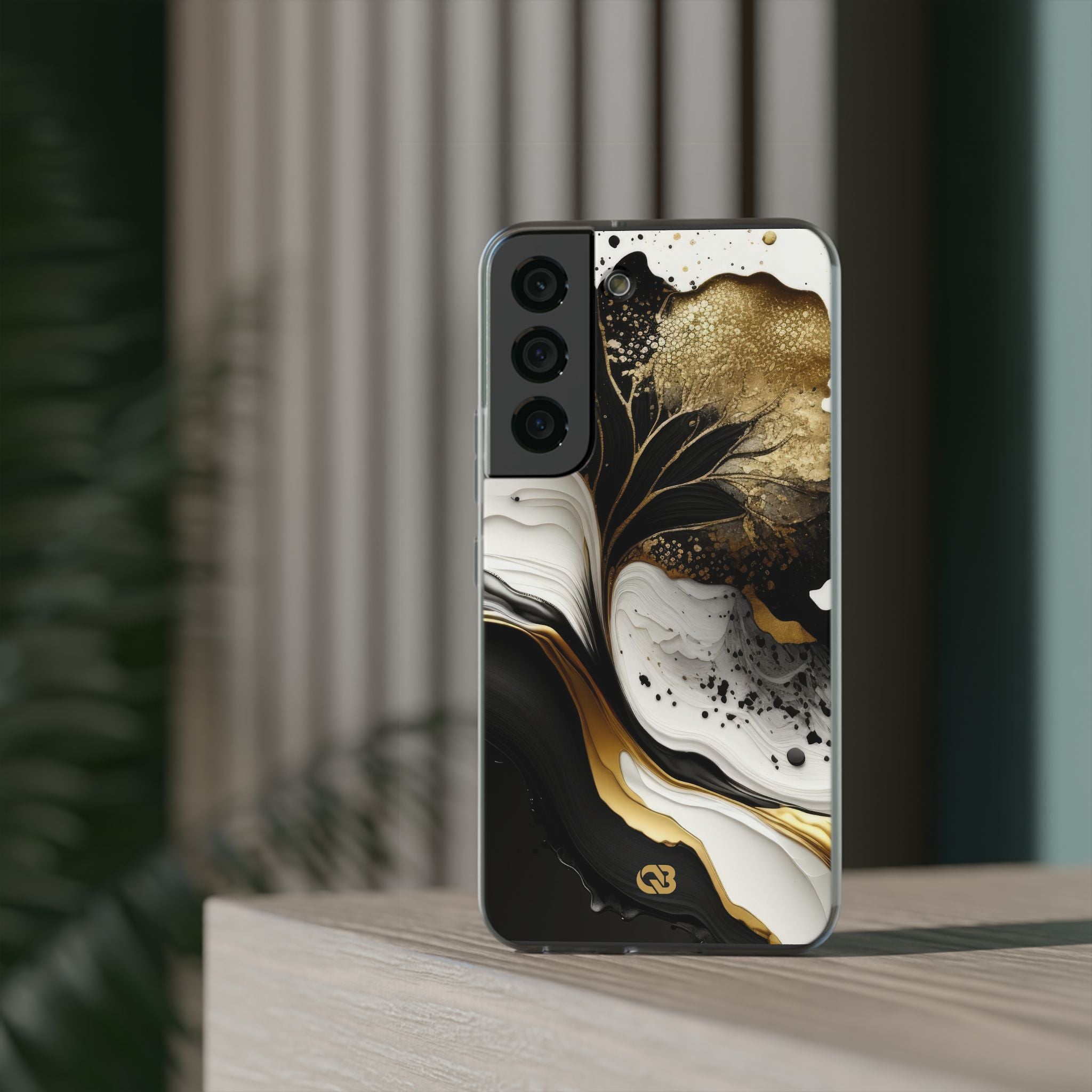 Molten Onyx Gold · Soft