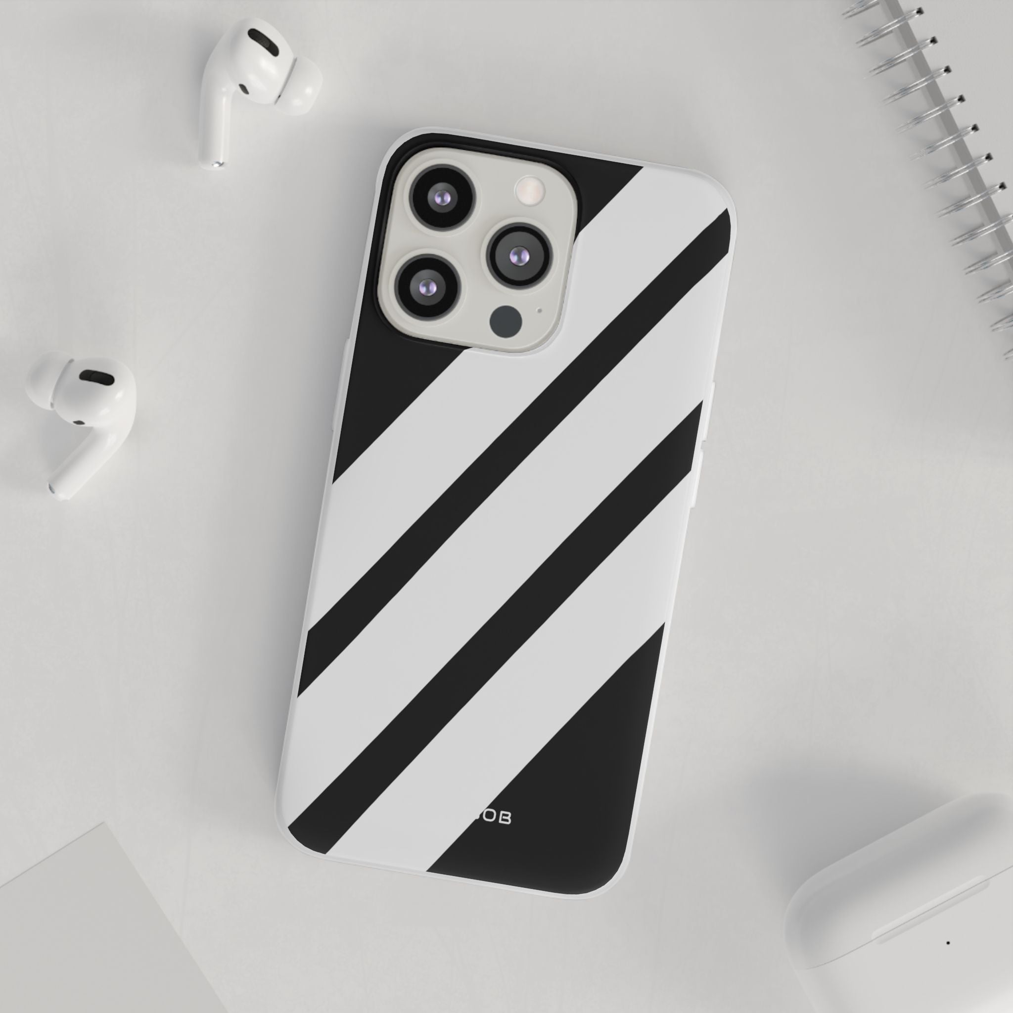 Diagonaaliraitoja Noir iPhone 13 Pro - Soft