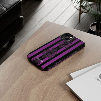 Damask Elegance Purple iPhone 14 Plus -kova suojakotelo