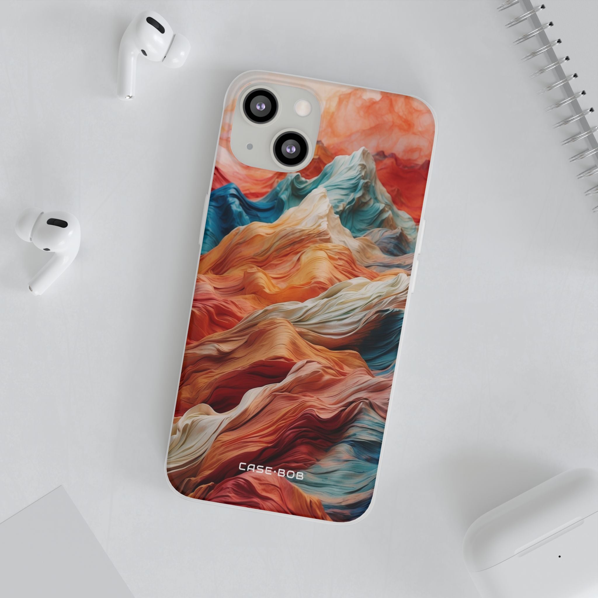 Fabric Peaks Cream iPhone 13 - Soft