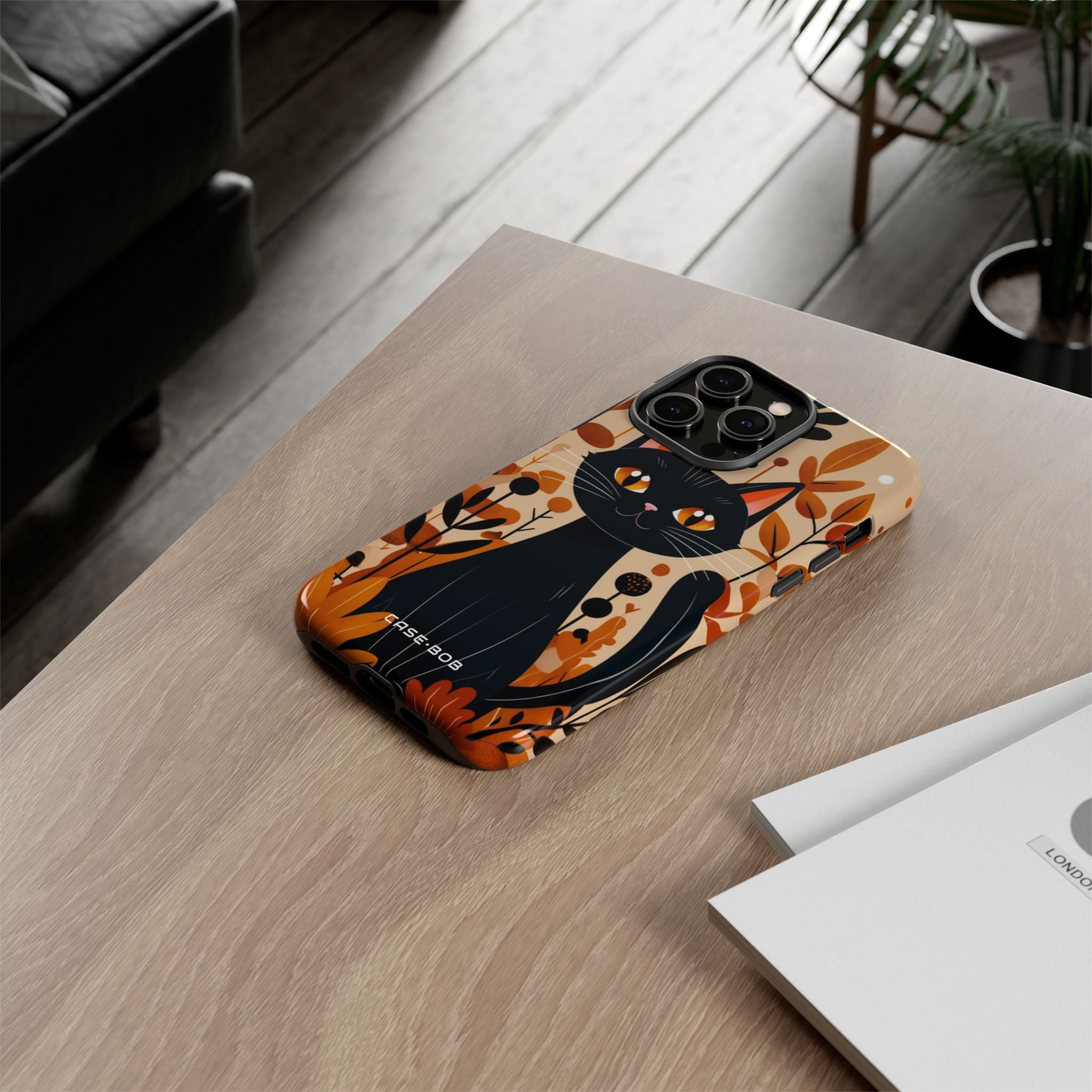 Musta Kissa Hehku iPhone 14 Pro Max - Kova suojakotelo