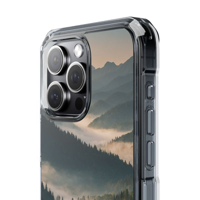 Foggy Mountain Ridge · Impact Handyhülle für iPhone · Magsafe