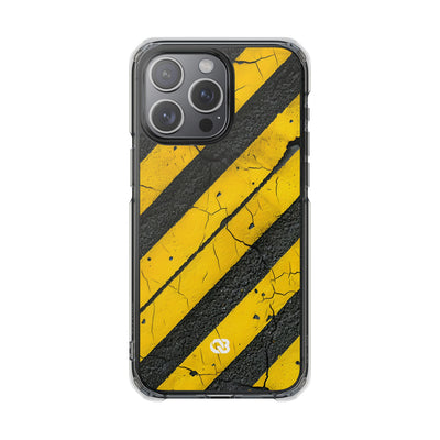 Cracked Hazard Stripes · Impact Telefoncover for iPhone · Magsafe