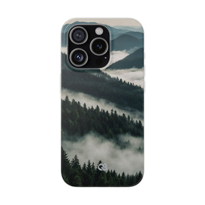 Misty Pine Peaks · Soft Hoesje voor iPhone