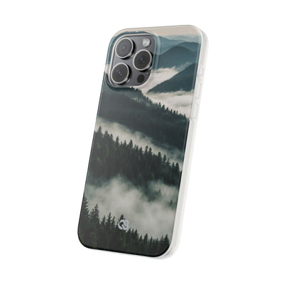 Misty Pine Peaks · Soft Hoesje voor iPhone