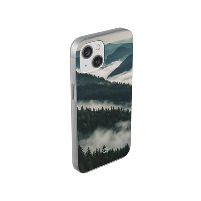 Misty Pine Peaks · Soft Hoesje voor iPhone