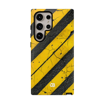 Cracked Hazard Stripes · Tough Handyhülle für Samsung