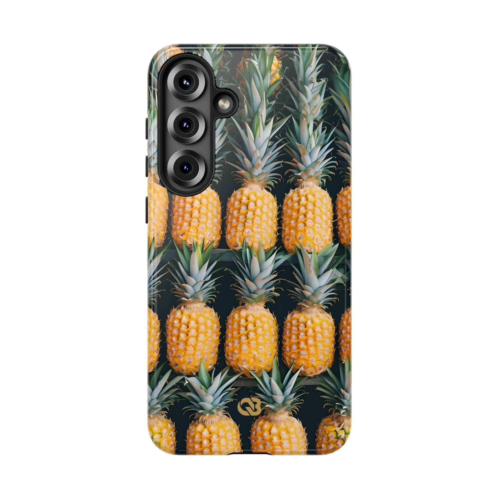 Filas de piñas doradas