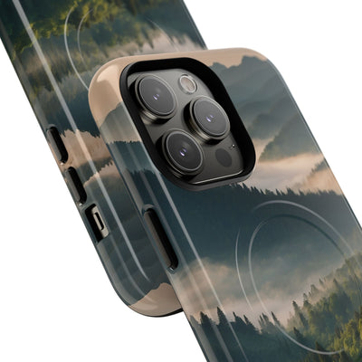 Foggy Mountain Ridge · Tough+ Hoesje voor iPhone · Magsafe